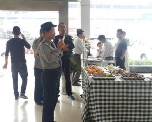 ����C30������Ķ����з�����Բ��������ͼ��,��������